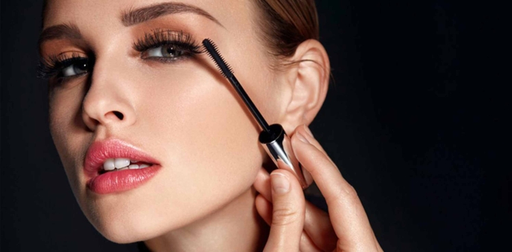راهنمای خرید و زدن ریمل مثل آرایشگران حرفه ای